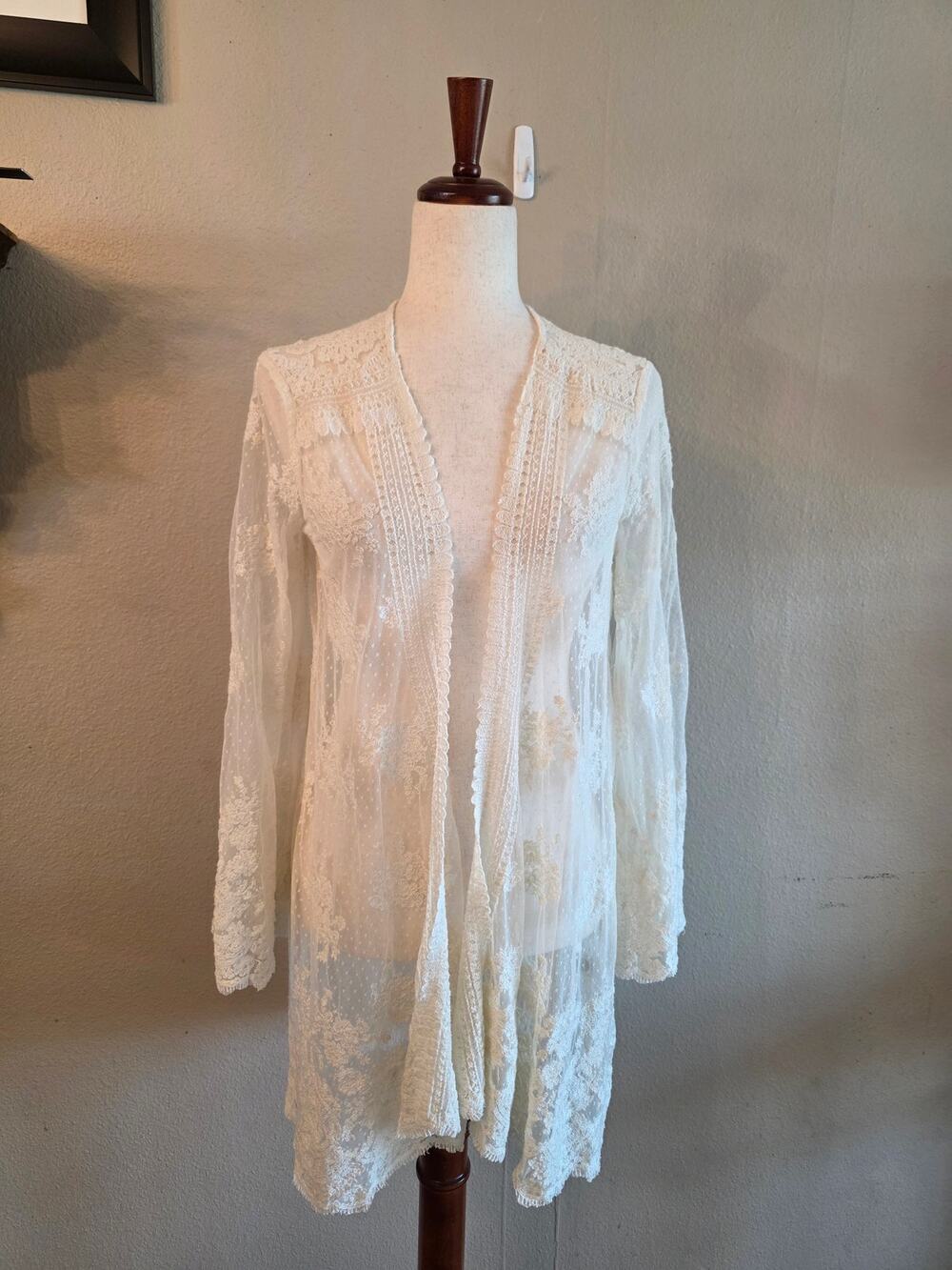 Sundance Women's Sheer Lace Long Line Cardigan Duster Ivory SZ Small Boho